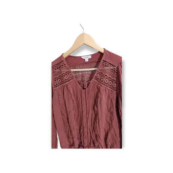 E&M Boho Lace Cut Out Blouse - Picture 2 of 3